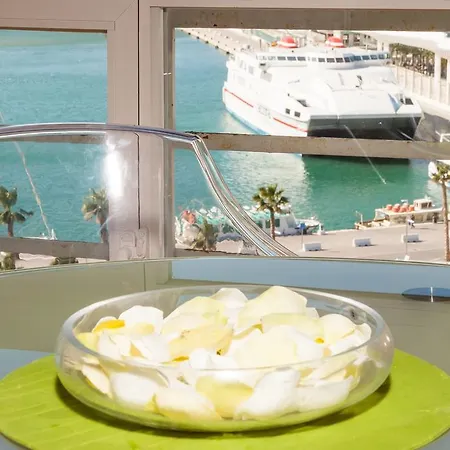 One-Bedroom Apartment San Nicolas Malaga